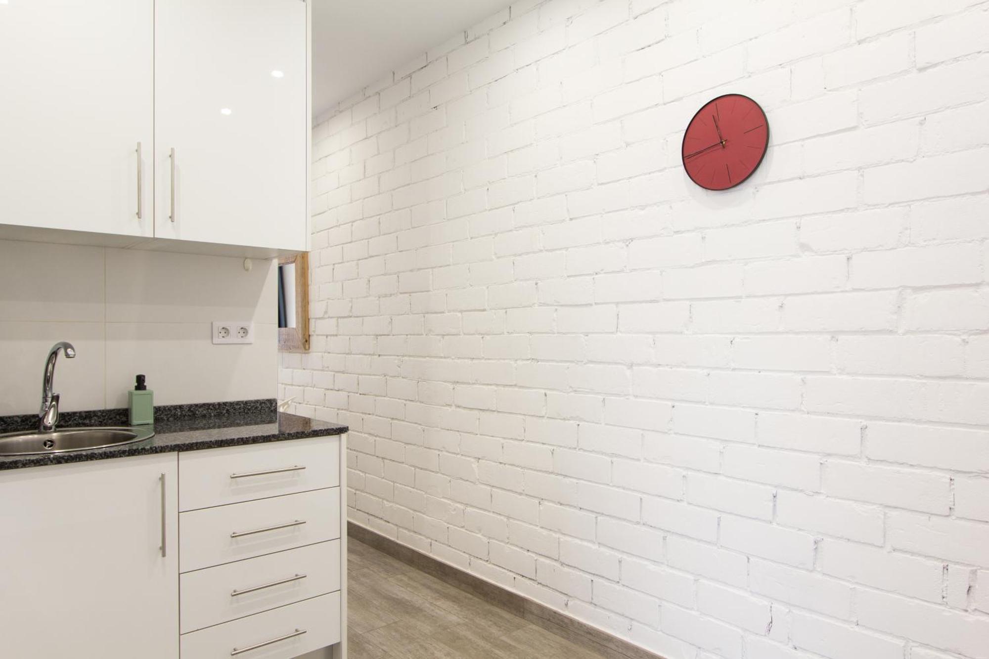 Novus Homes Barcelona Santa Eulalia Оспиталет де Лобрегат Екстериор снимка