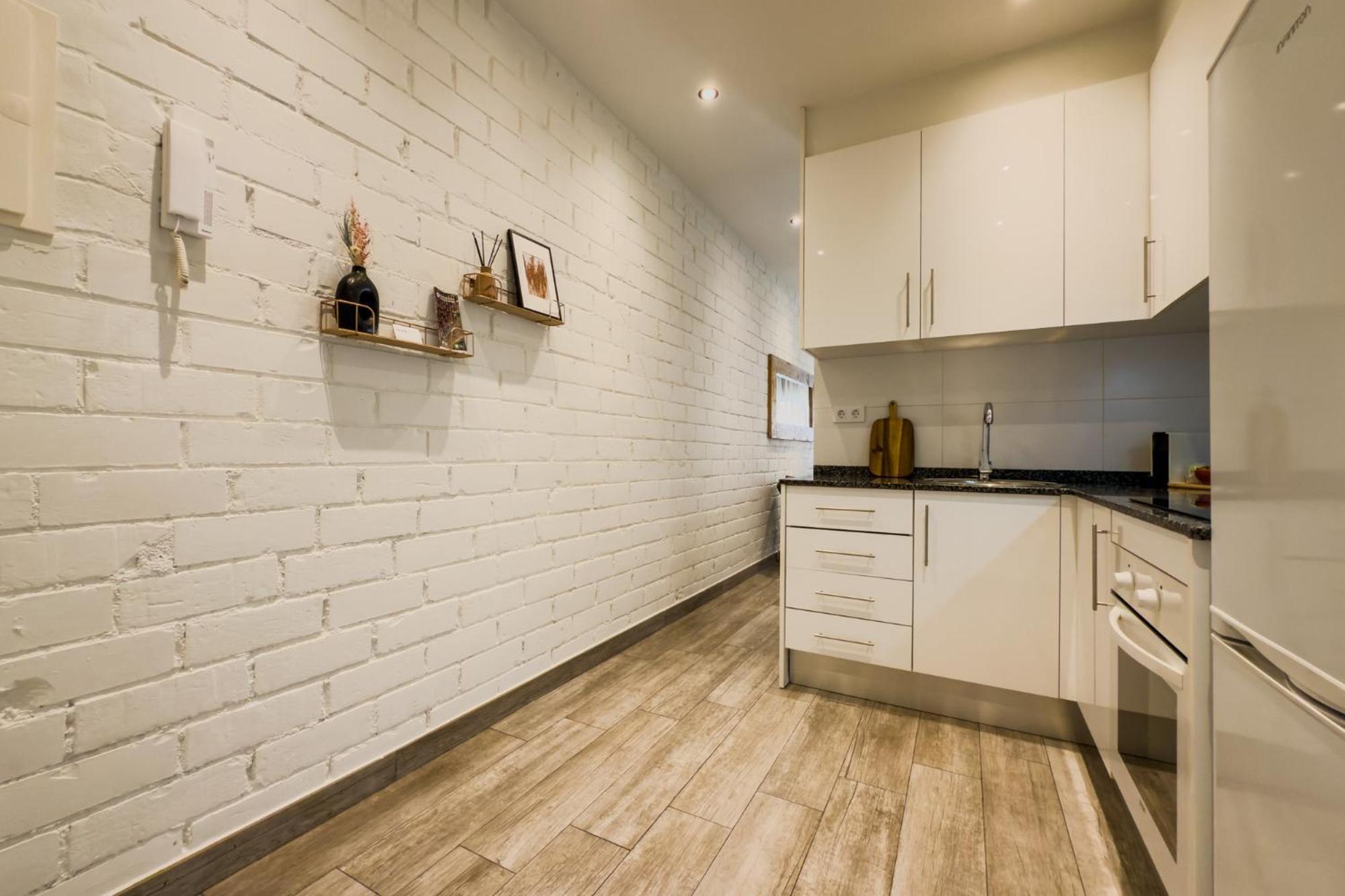 Novus Homes Barcelona Santa Eulalia Оспиталет де Лобрегат Екстериор снимка